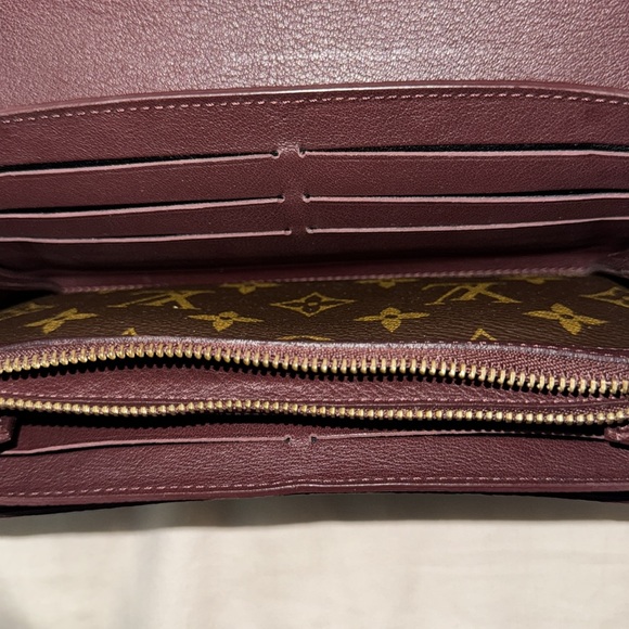 Louis Vuitton Brown Monogram Clutch with Gold Accent - Picture 8 of 11